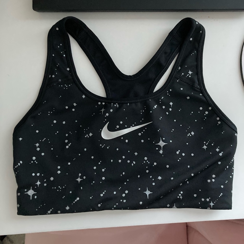 Women’s Nike sports bra size small